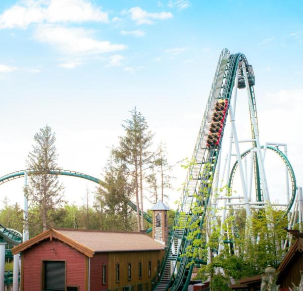 Fårup Sommerland Fønix forlystelsen om sommeren